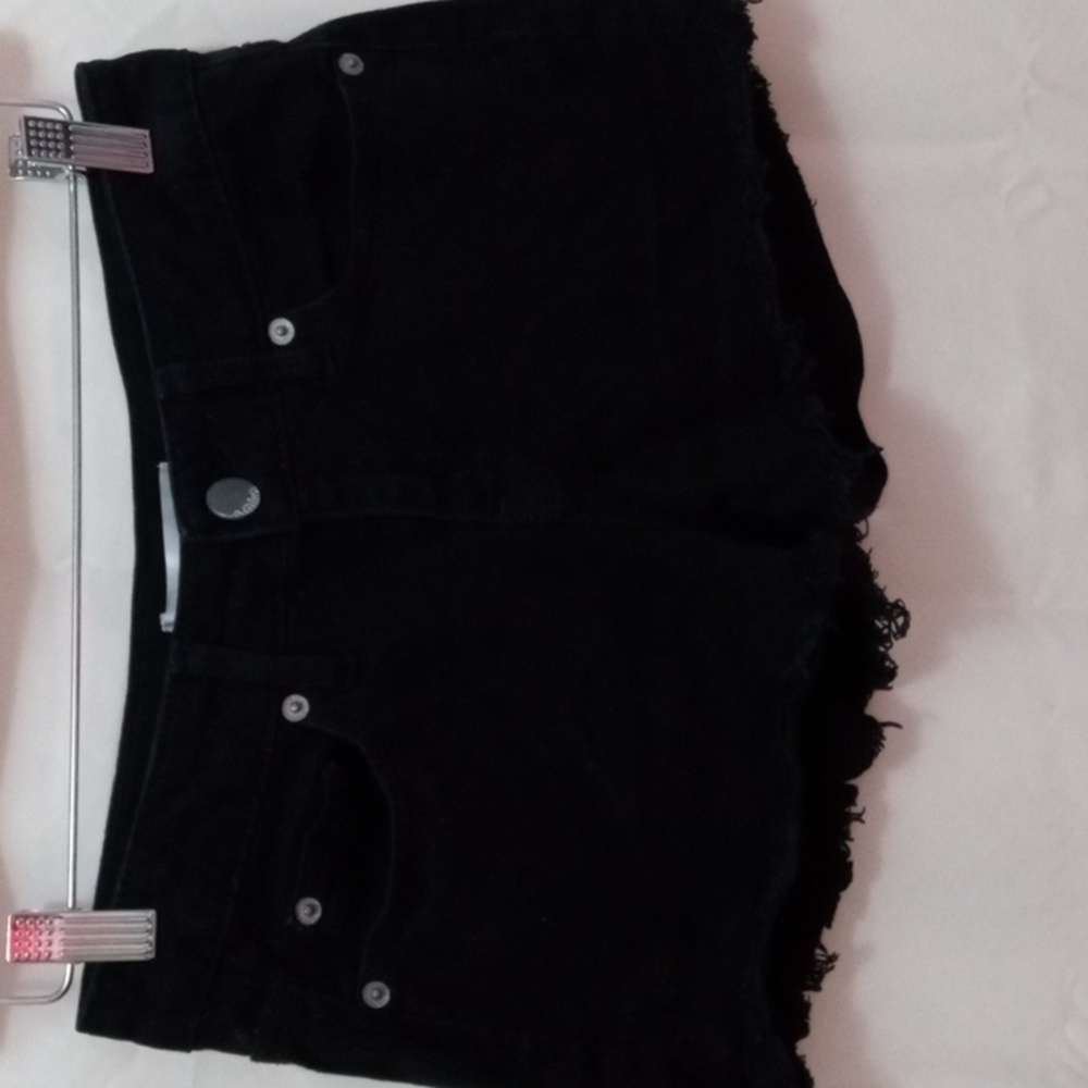 No Boundaries jean shorts 9